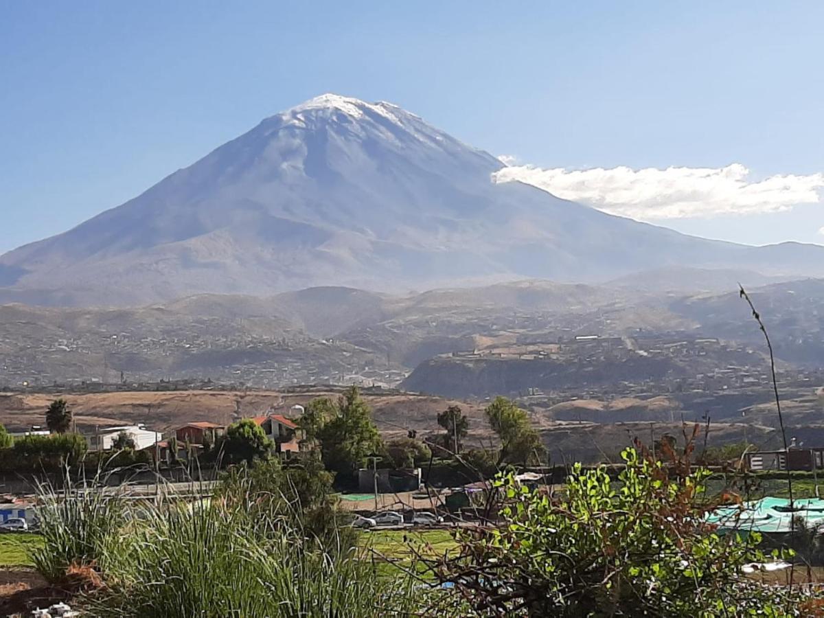 The First Real Bed & Breakfast Hiking Hotel 'The Office' In Arequipa, Peru Εξωτερικό φωτογραφία